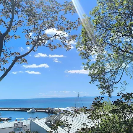 Golden Hermes, Z Basenem * Сонячний Берег