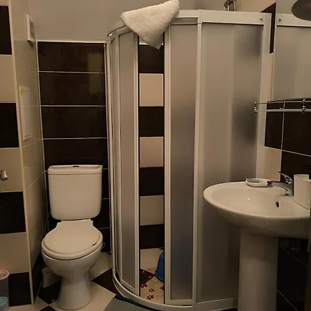 Golden Hermes, Z Basenem Apartament