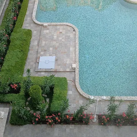 Apartment Golden Hermes, Z Basenem Sunny Beach